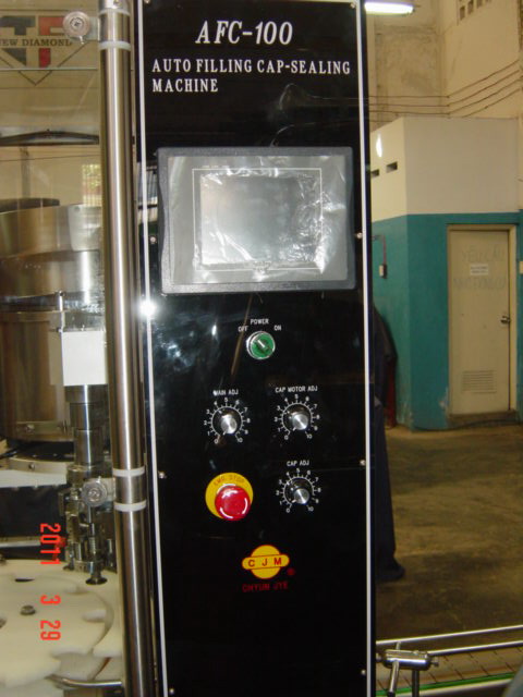 Auto filling cap-sealing machine